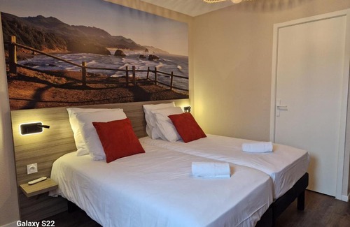 Port-en-Bessin-Huppain Hotel | Hotel Eisenhower