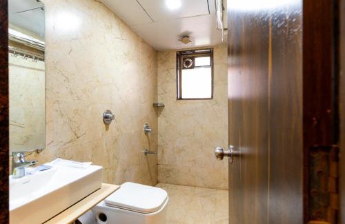 Kalina Hotel | Hotel Embassy Park - BKC Mumbai