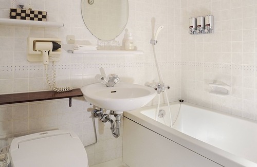 Shinsapporo Hotel | Hotel Emisia Sapporo
