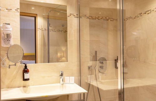 Couronne Urbaine Hotel | Hotel Escaletto