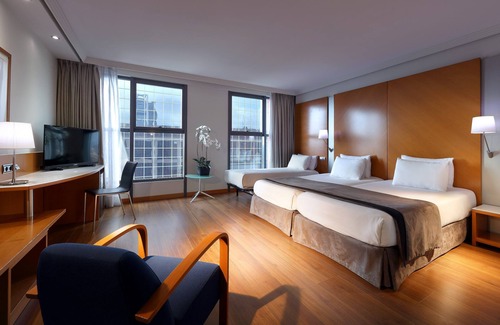 Almenara Hotel | Hotel Exe Plaza