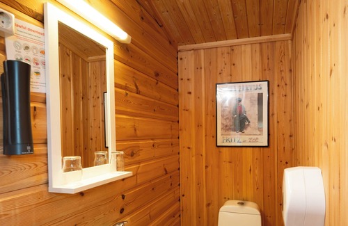 Egilsstadir Hotel | Hotel Eyvindará