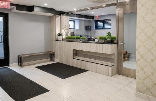 West Bronx Hotel | Hotel Fuego Bronx BRAND NEW YANKEE STADIUM