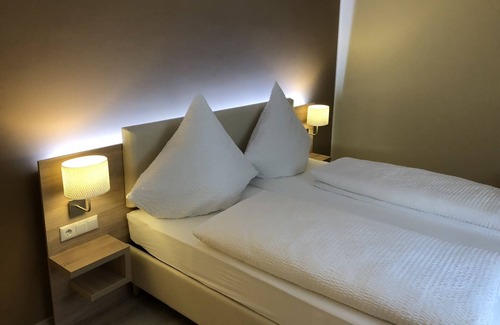 Dutenhofen Hotel | Hotel Gambrinus Dutenhofen