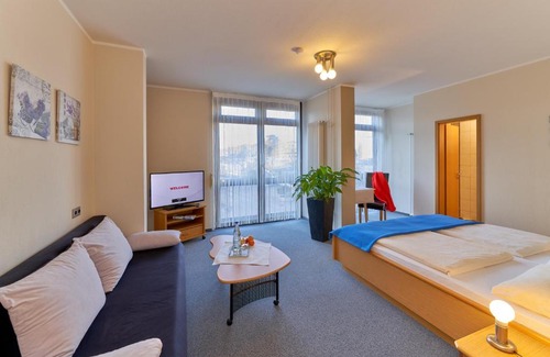 Bad Muenster am Stein-Ebernburg Hotel | Hotel Garni am Goetheplatz