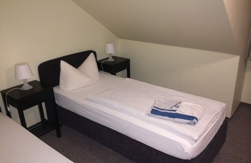 Oberthulba Hotel | Hotel-Gasthof am Waldeck