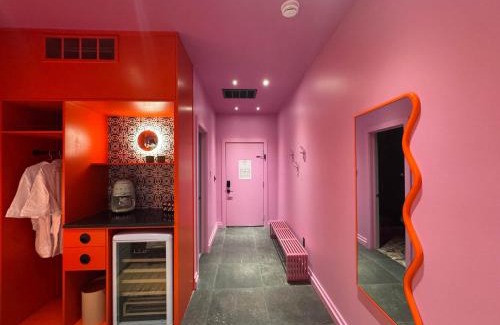 Cherokee Triangle House | Hotel Hilo - Room 102