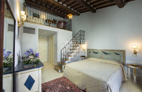 Monteriggioni Hotel | Hotel Il Piccolo Castello