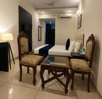 Zirakpur Hotel | Hotel JB Residency Zirakpur Chandigarh # Large Rooms # Balcony Rooms # Top Rated