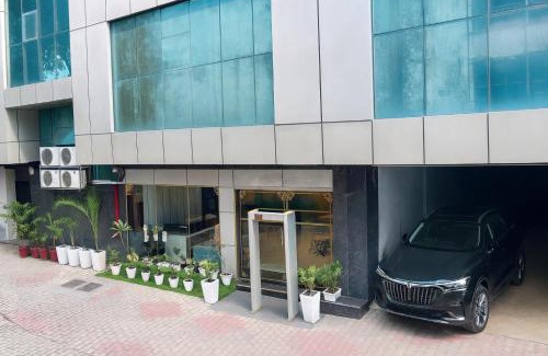 New Delhi Bed & Breakfast | Hotel JMK - Managed by JMD Group