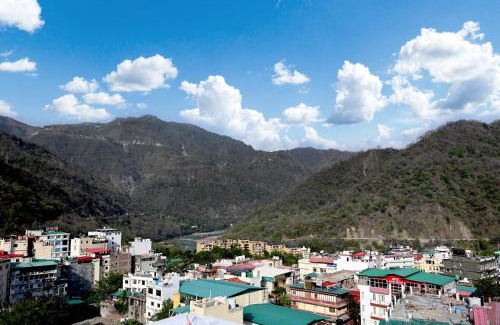 Tapovan Hotel | Hotel JRS