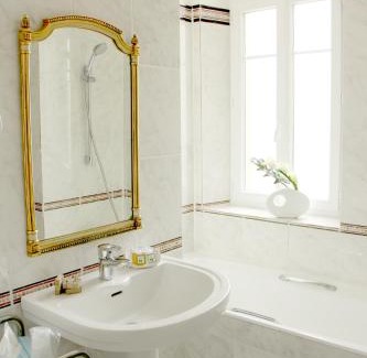 Paimpol Hotel | Hotel K'Loys