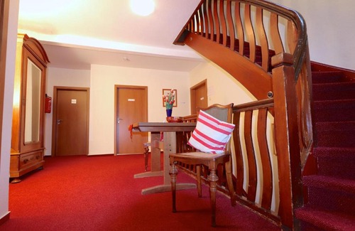 Odelshofen Hotel | Hotel Krone