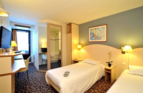 Cran-Gevrier Hotel | Hotel Kyriad Annecy Sud - Cran Gevrier