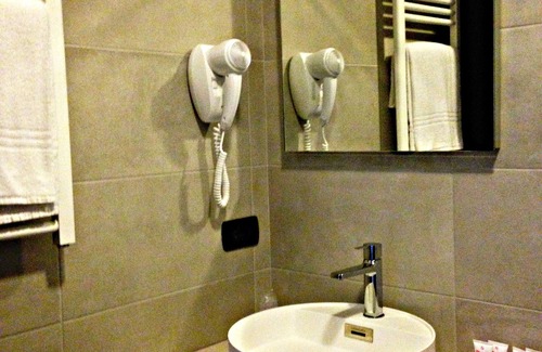 Pettenasco Hotel | Hotel L'Approdo