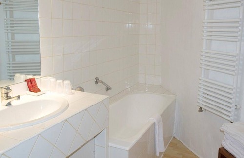 Blesle Hotel | Hotel La Bougnate