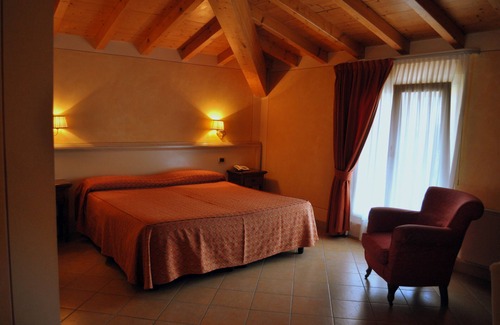 Bedizzole Hotel | Hotel La Corte