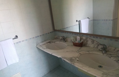 Giugliano in Campania Hotel | HOTEL LA FAYETTE LICOLA