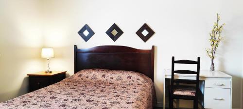 Saint-Marc-des-Carrieres Hotel | Hotel Le Must