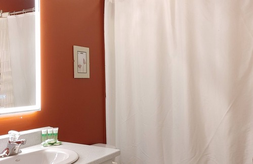 Saint-Marc-des-Carrieres Hotel | Hotel Le Must