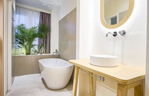 Conil de la Frontera City Center Hotel | Hotel Leonor