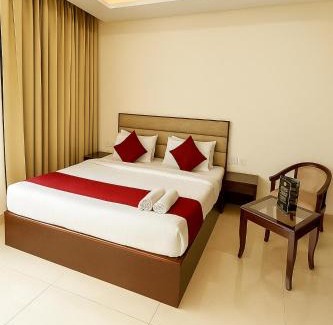 Sector 45 Hotel | Hotel Lycoris # On Delhi Chandigarh National Highway # Large Parking Space # Lift # Newly Built Hotel