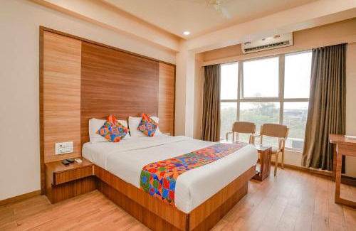 Bhiwandi Hotel | Hotel Mahadev Residency - Dapode, Bhiwandi