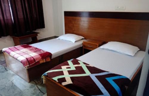 Rishikesh House | Hotel Manikut