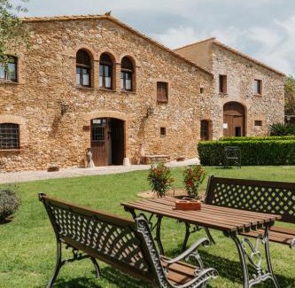 Forallac Hotel | Hotel Mas Rabiol -Emporda-Only Adults-Eco Hotel