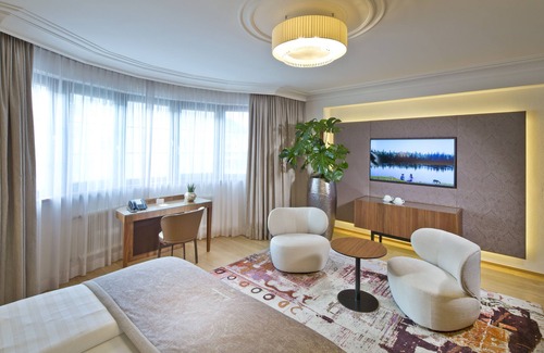 Innsbruck City Centre Hotel | Hotel Maximilian Stadthaus Penz