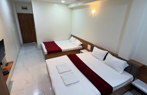Ellora Hotel | Hotel Mayur Residency