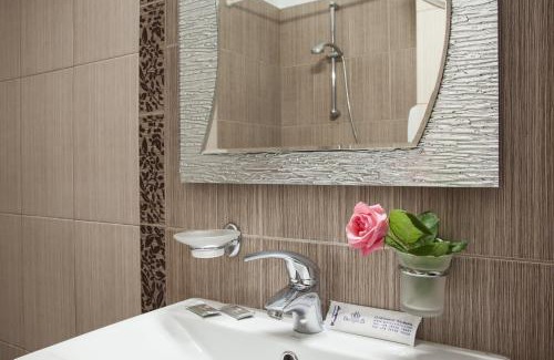 Kastraki Hotel | Hotel Meteoritis