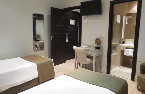 Sol Apartment | Hotel Moderno Puerta