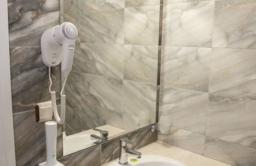 Varosha Hotel | Hotel Monte Cristo
