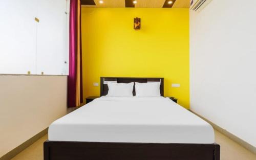 Dehradun Hotel | Hotel Negi Palace by StayApart