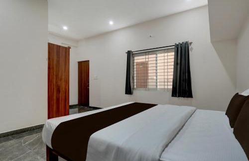 Kadakola Hotel | Hotel O Ambari Residency