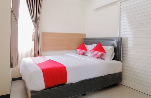 Jember Hotel | Hotel O Antosa Family Residence