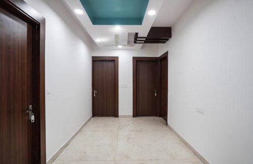 Vasundhara Hotel | Hotel O Aryan Green Hotel