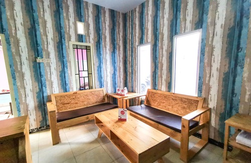 Sidomulyo Hotel | Hotel O Asipra House