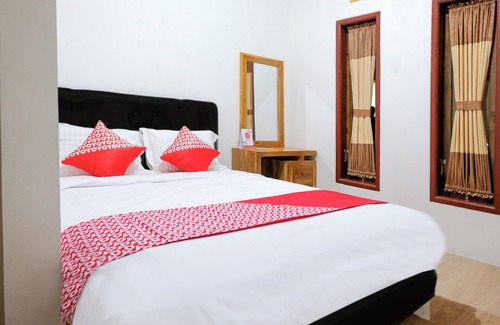 Blimbing Hotel | Hotel O D&a Guesthouse Syariah And Rent Car