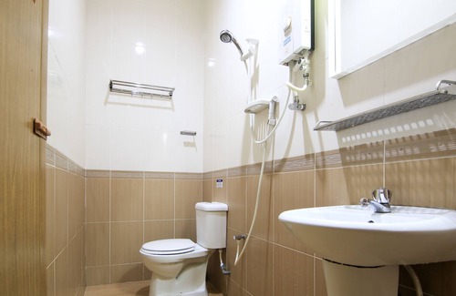 Teluk Nipah Hotel | Hotel O Ombak Inn Chalet