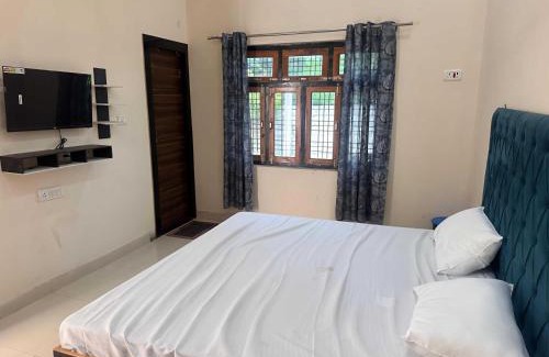 Sitapur Hotel | Hotel O THE JUNGLE SAFARI HOTEL & RESORT
