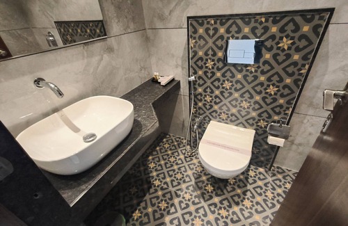 Thane West Hotel | Hotel Ocean Residency Thane West