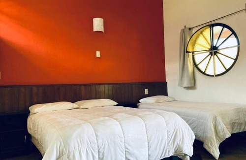 Ciudad Hidalgo Hotel | Hotel Ojo de Agua