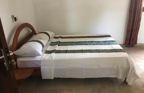 Lome Hotel | Hotel Otsunami