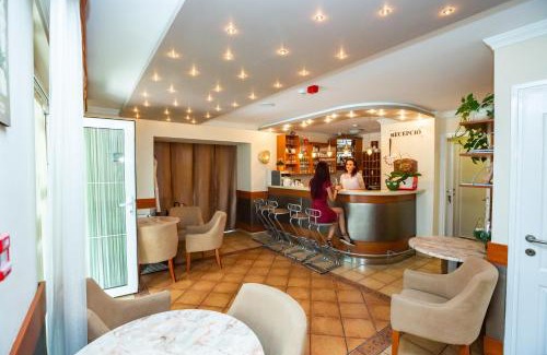 Hajduszoboszlo Hotel | Hotel Pávai