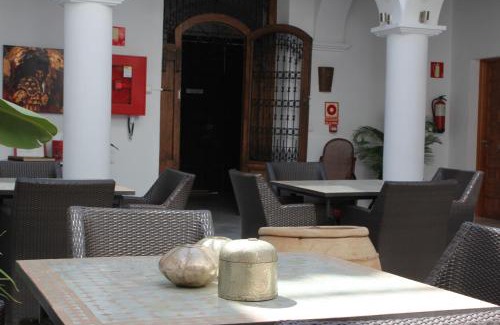 Rio Velez Hotel | Hotel Palacio Blanco