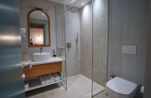 Gjirokaster Hotel | Hotel Palorto