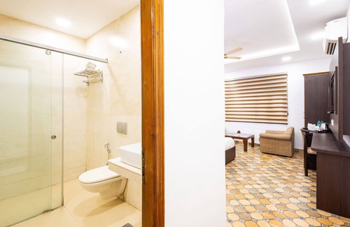Karol Bagh Hotel | Hotel Panicker's Residency