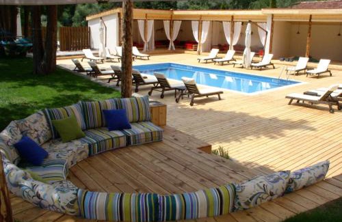 Apriltsi Hotel | Hotel Par Avion